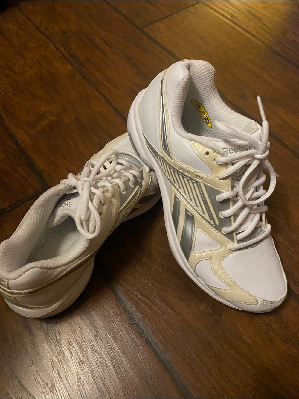 Reebok Women's SimplyTone Sneakers Low Top Lace-Up Sz 7.5